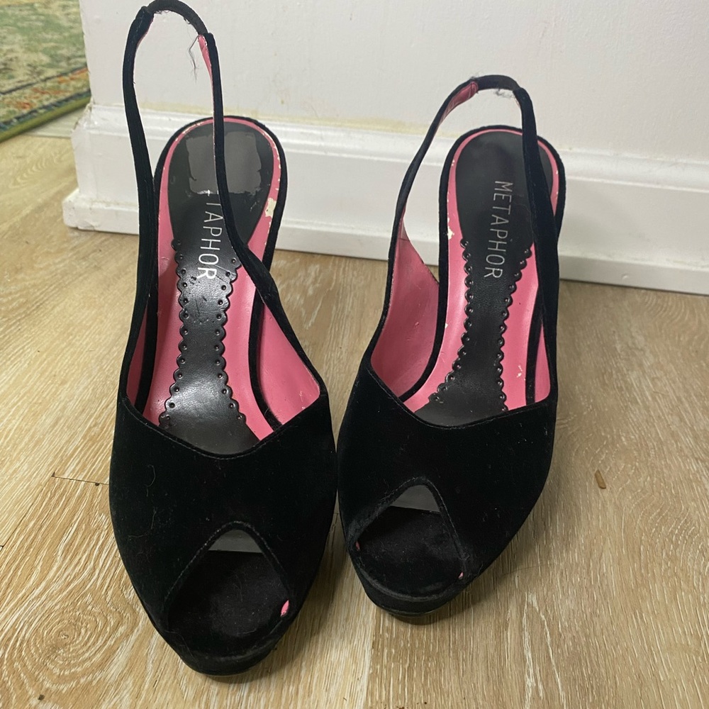 Black heels